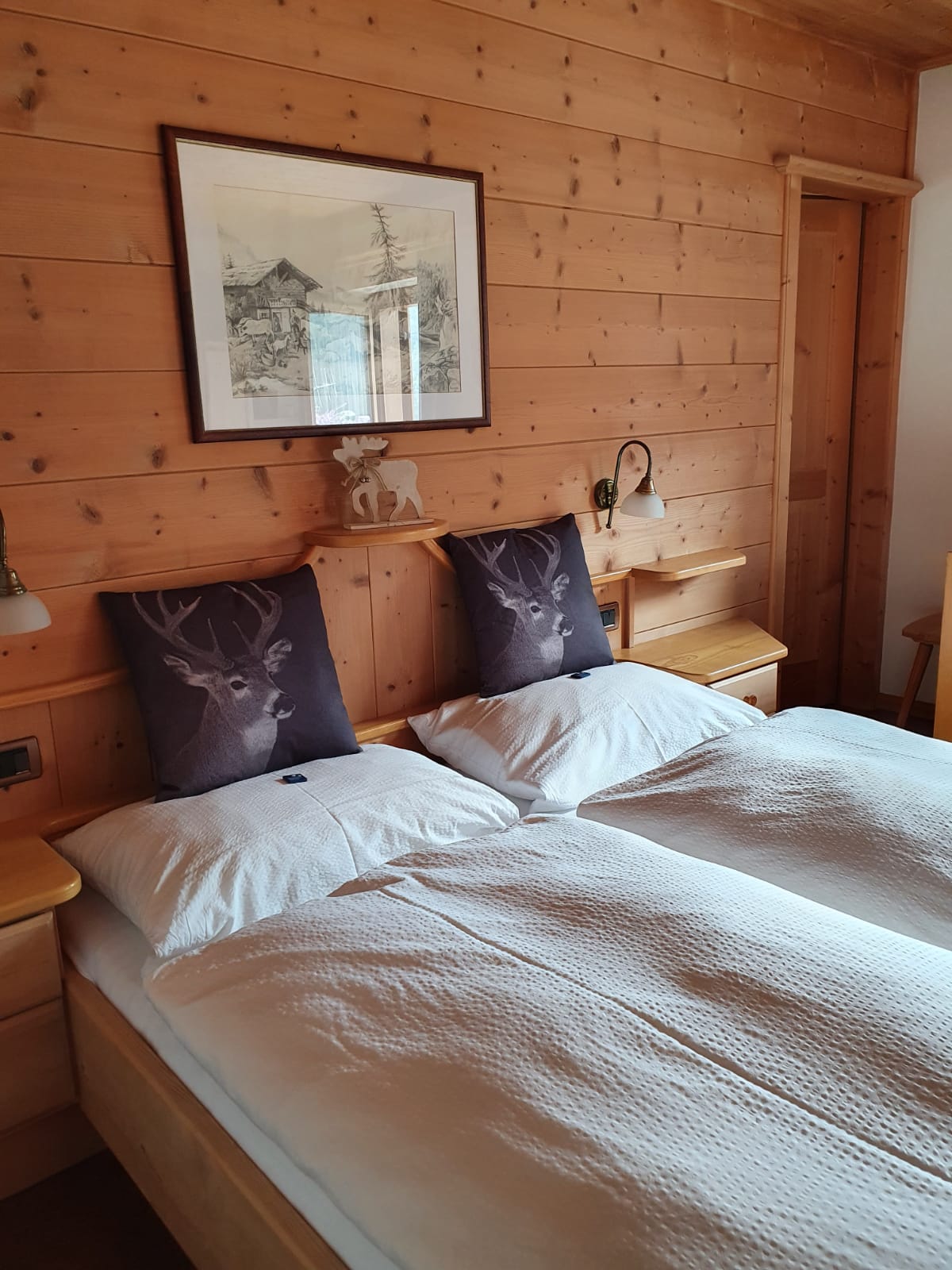 Doppelbettzimmer im Garni Cir